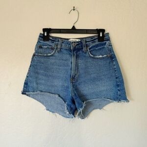 Abercrombie & Fitch 90s Relaxed Cutoff High Rise Curve Love Jean Shorts Size 4